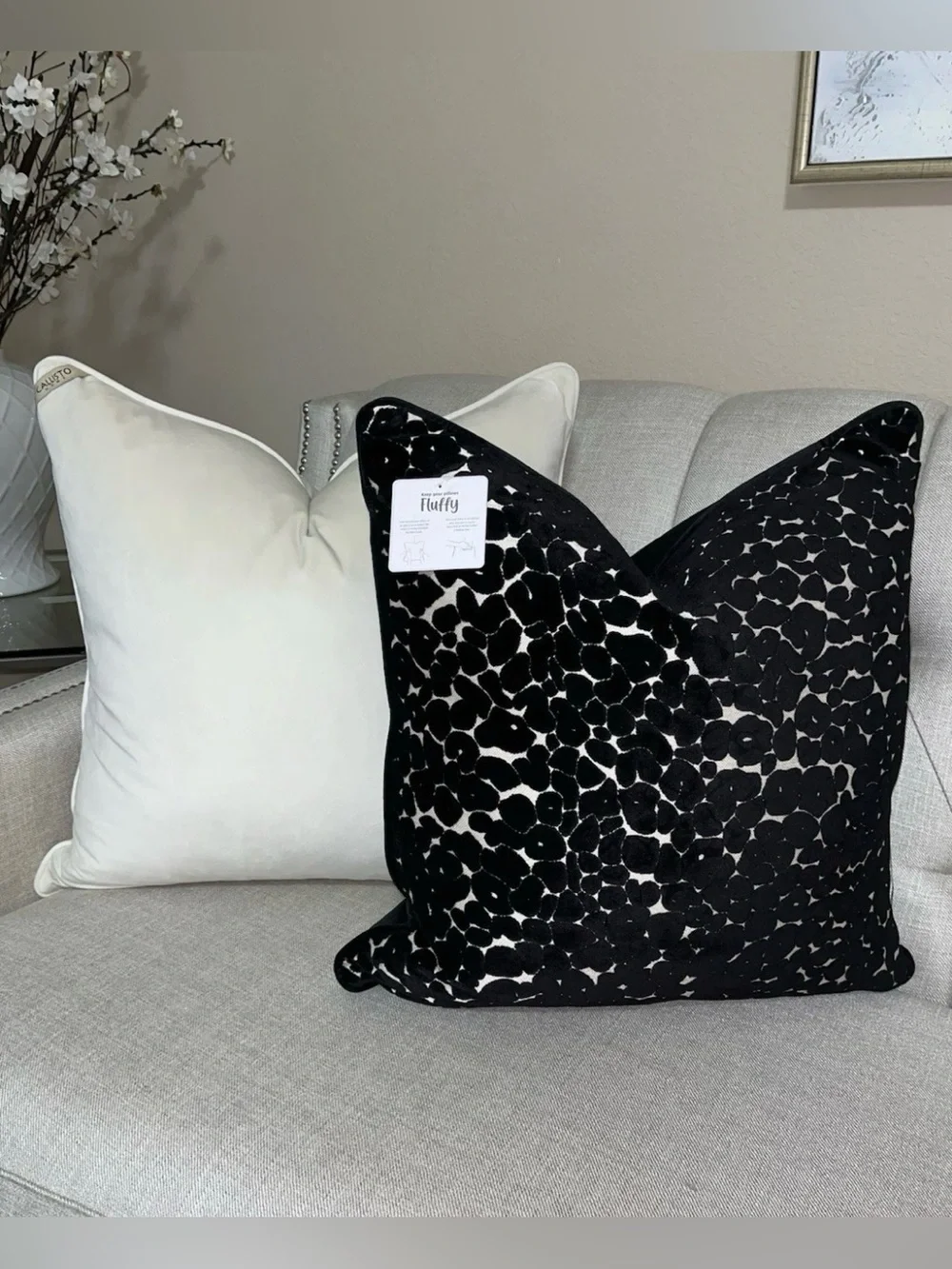 Casa Decor listing pillows